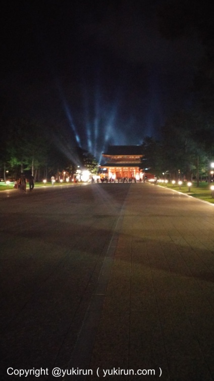 音と光があふれています…近所からクレームは来ないんだろうか？